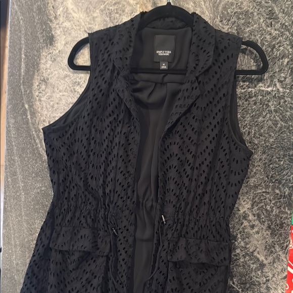 Simply Vera Vera Wang Tops - Simply Vera VeraWang Elegant Black Sleeveless Vest